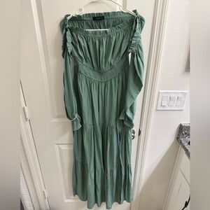 Chic Long Sleeve Green Maxi Dress